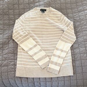 Club Monaco Women's Striped Beige and Cream Sweater